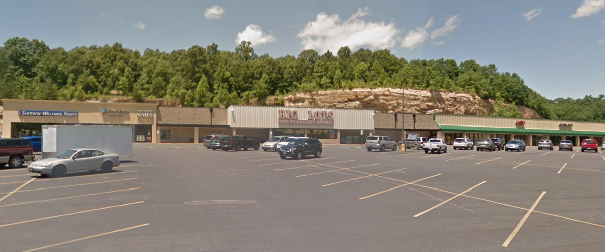 Fayette Square Shopping Center – Oak Hill, West Virginia Left