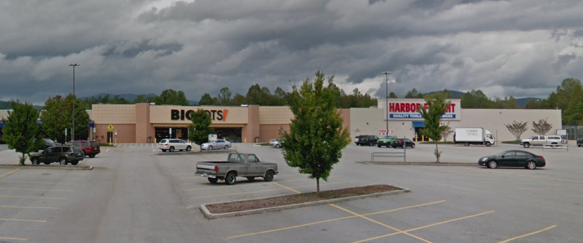 McDowell Square Shopping Center – Marion, North Carolina Right